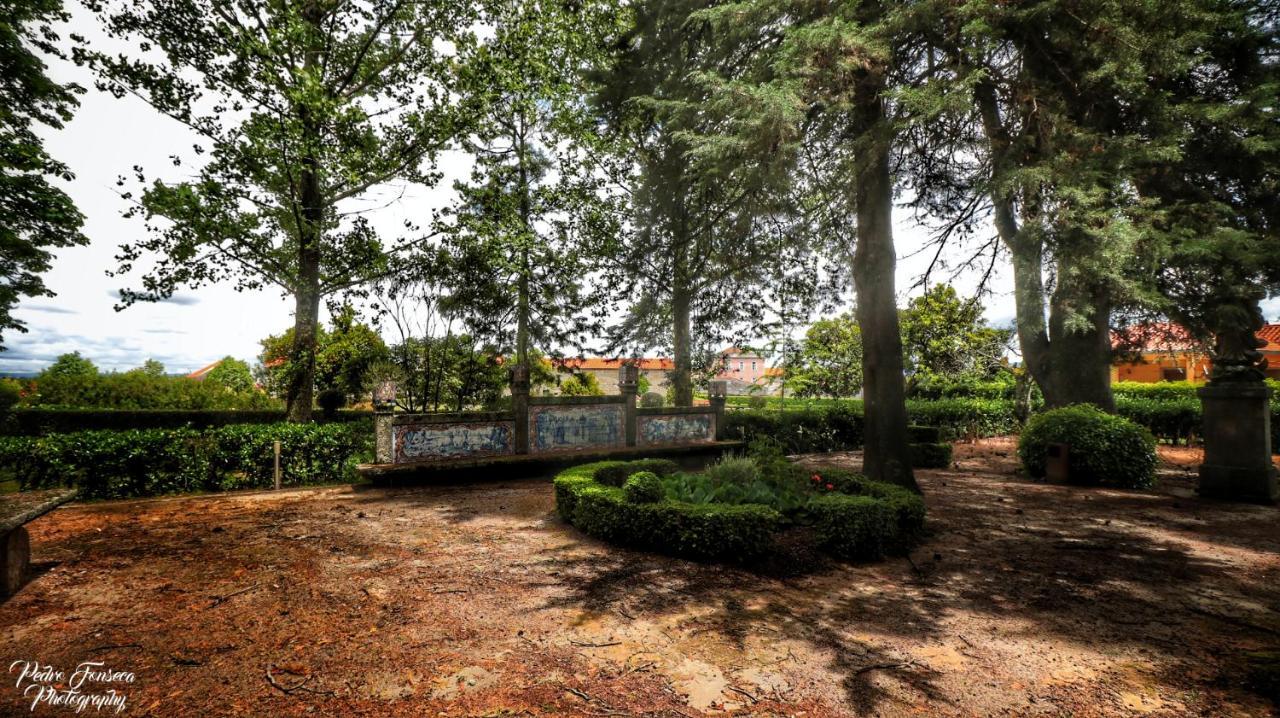 Гостевой дом Casa Luis De Camoes - Boutique & Literary House Сантар Экстерьер фото